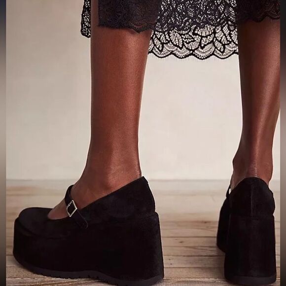 NEW FREE PEOPLE PLATFORM WEDGE SABRINA MARY JANE BLACK SUEDE - Picture 4 of 4